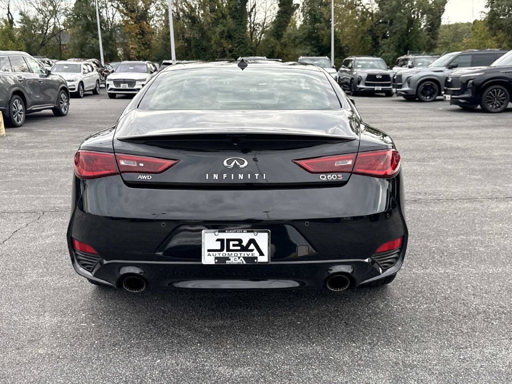 Used 2018 INFINITI Q60 Red Sport 400 w/ Sensory Package 3.0T Sport AWD/4WD image 25
