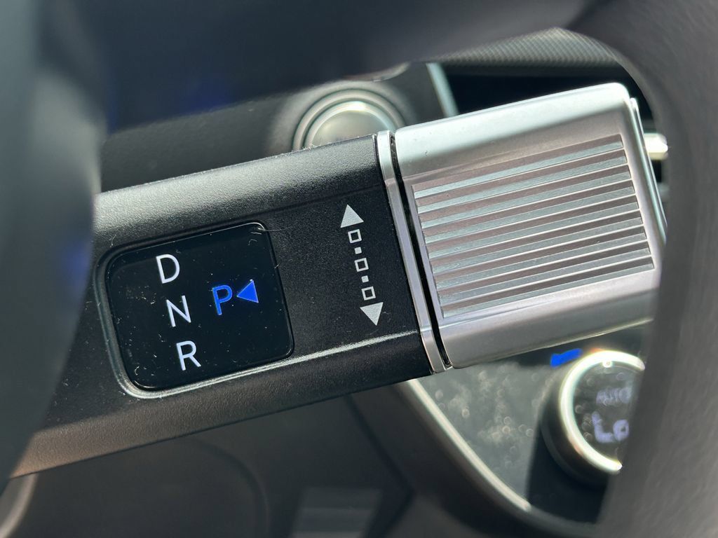 Certified 2024 Hyundai Sonata SEL FWD image 28