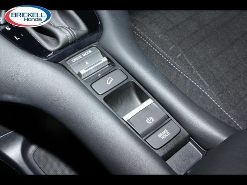 Used 2024 Honda HR-V LX image 29