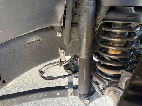 Used 2018 Jeep Wrangler Unlimited Sahara image 44