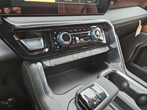 New 2026 GMC Sierra 1500 Denali Ultimate AWD/4WD image 24