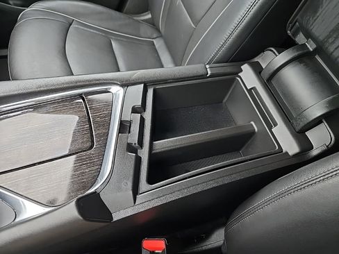 Used 2020 Buick Enclave Avenir image 36