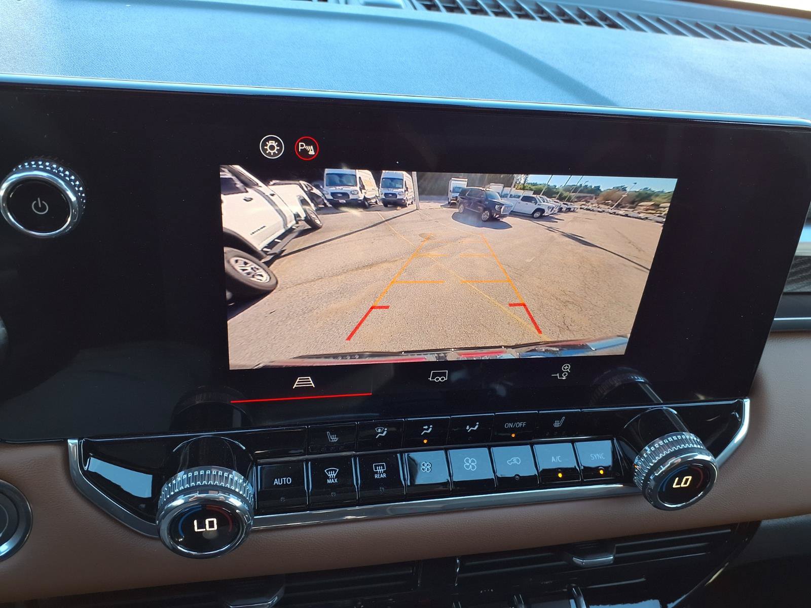 New 2026 GMC Canyon AT4 AWD/4WD image 4