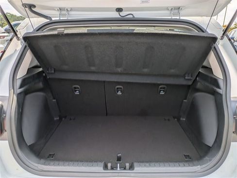 Used 2024 Hyundai Venue SEL image 20
