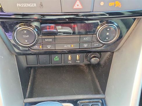 Used 2022 Mitsubishi Eclipse Cross LE image 49