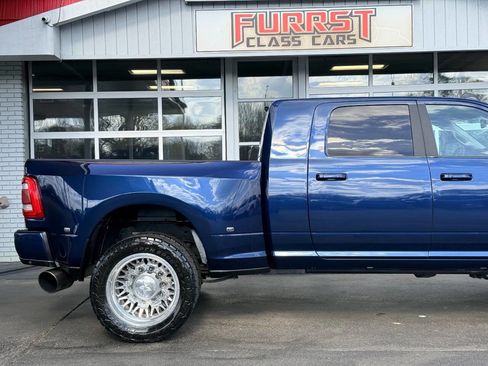 Used 2023 RAM 3500 Laramie image 11