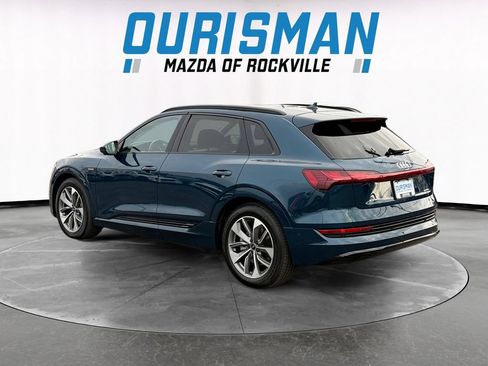 Used 2021 Audi e-tron Premium Plus w/ Premium Plus Package image 4