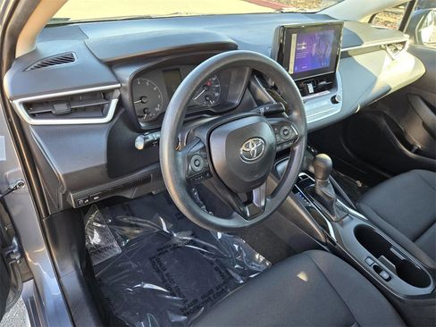Used 2024 Toyota Corolla LE image 19