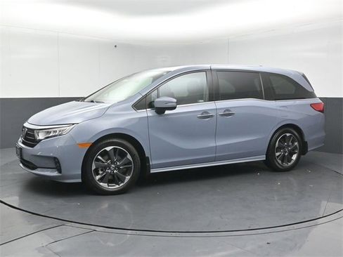 Used 2023 Honda Odyssey Elite image 4