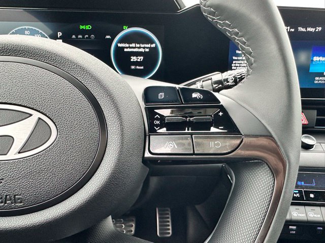 New 2025 Hyundai Elantra SEL FWD image 14