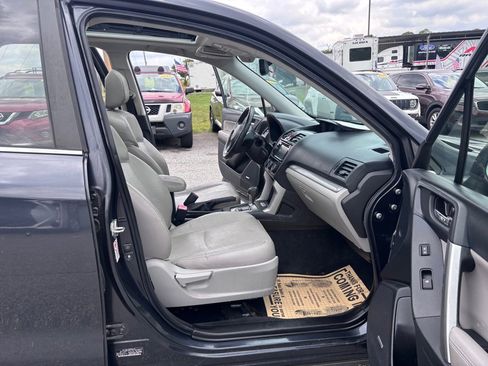 Used 2014 Subaru Forester 2.5i Touring AWD/4WD image 26