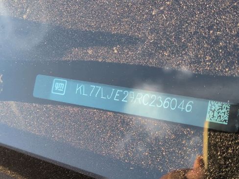 Used 2024 Chevrolet Trax RS w/ Driver Confidence Package image 34