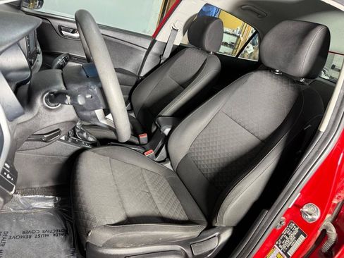 Used 2018 Kia Rio S FWD image 22