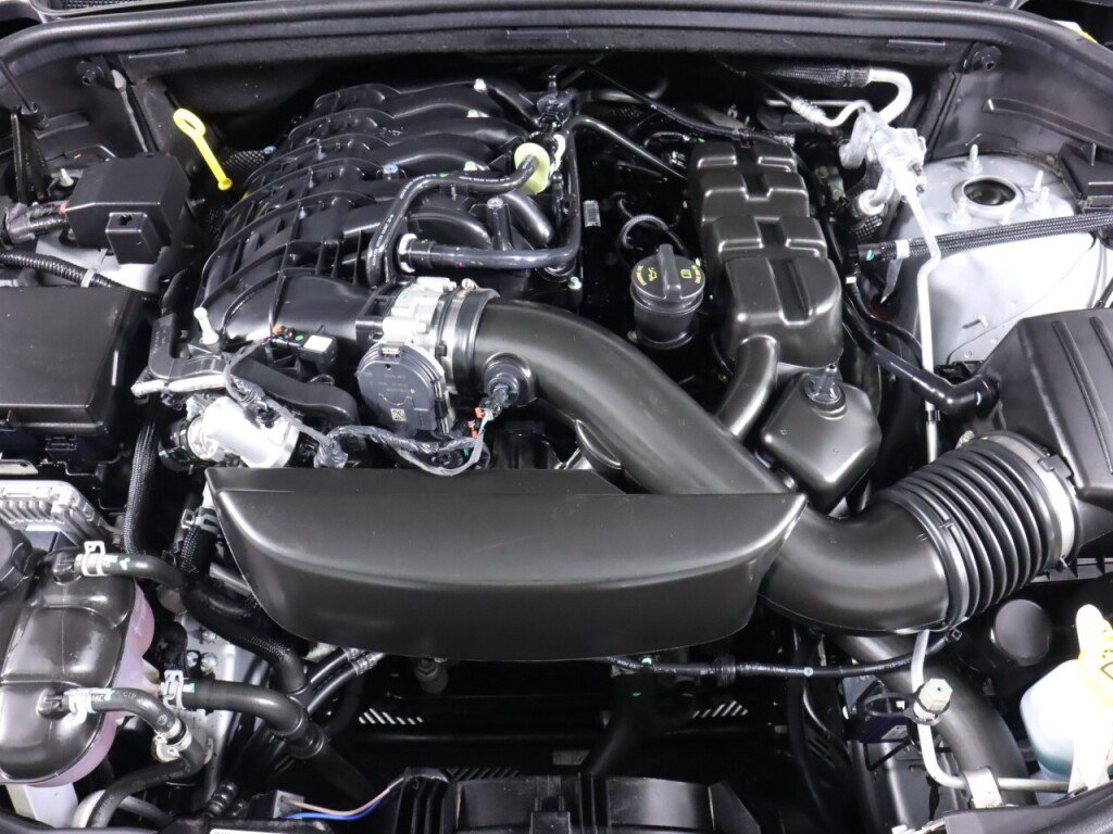 Used 2025 Dodge Durango GT AWD/4WD image 42