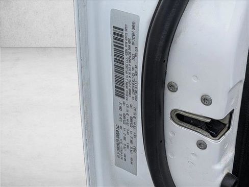 Used 2015 RAM 1500 Laramie w/ Convenience Group image 17