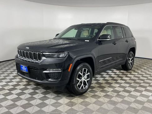 New 2025 Jeep Grand Cherokee Limited w/ Luxury Tech Group II AWD/4WD image 1
