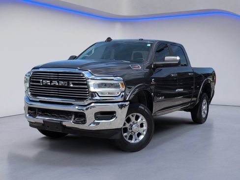 Used 2021 RAM 2500 Laramie AWD/4WD image 2