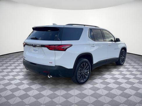 Used 2023 Chevrolet Traverse RS FWD image 9