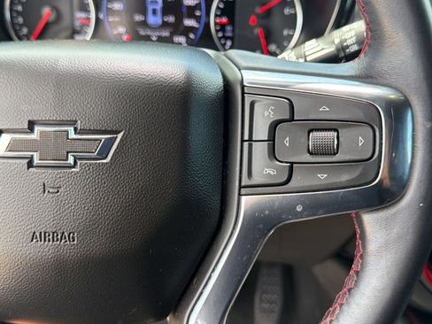 Certified 2022 Chevrolet Blazer RS w/ Enhanced Convenience Package AWD/4WD image 17