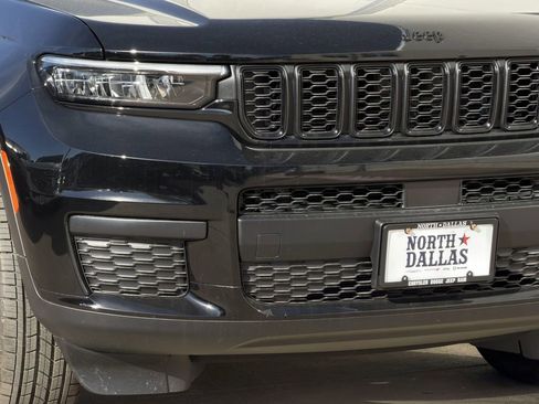 New 2025 Jeep Grand Cherokee L Altitude AWD/4WD image 7