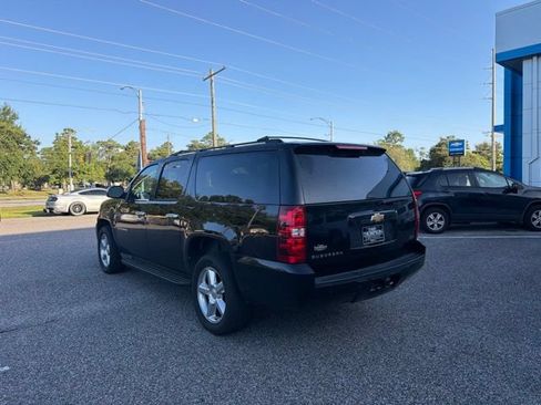 Used 2012 Chevrolet Suburban LT w/ Texas Edition RWD image 7
