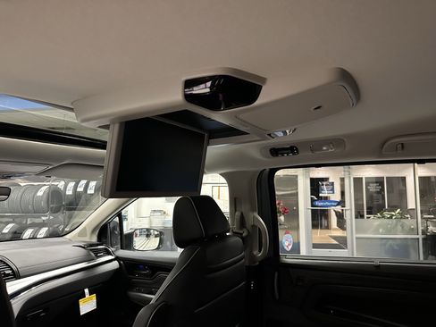 New 2026 Honda Odyssey Touring image 24