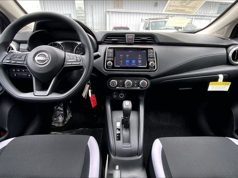 Used 2025 Nissan Versa S w/ Trunk Package FWD image 12