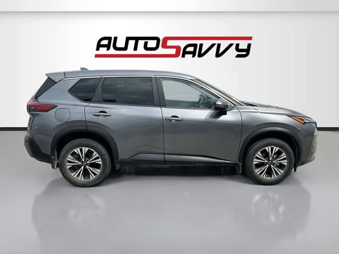 Used 2023 Nissan Rogue SV image 8