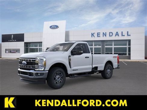 New 2025 Ford F250 XLT image 1