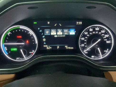 Used 2020 Toyota Avalon Limited w/ Advanced Safety Package image 19