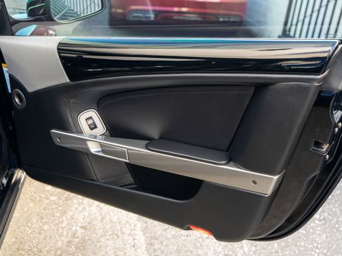 Used 2009 Aston Martin DB9 Volante image 31