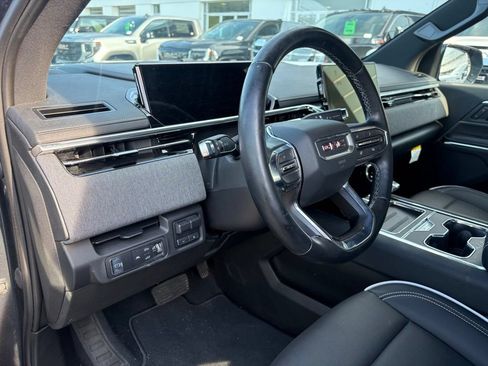 Used 2026 GMC Sierra EV Elevation AWD/4WD image 8