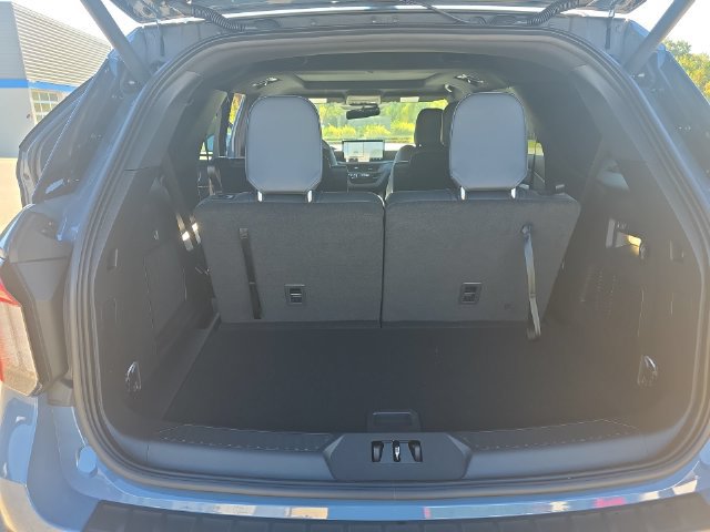 New 2027 Ford Explorer ST-Line w/ Premium Package AWD/4WD image 14