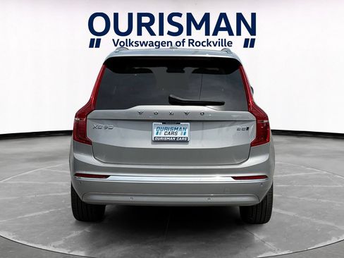 Used 2025 Volvo XC90 B5 Core AWD/4WD image 5