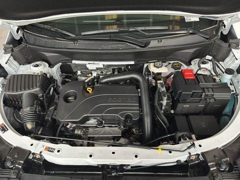 New 2026 Chevrolet Equinox LT w/ Convenience Package II image 10