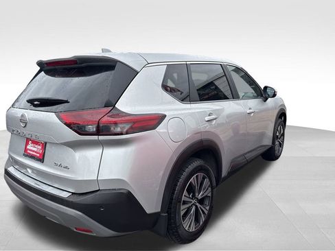 Used 2023 Nissan Rogue SV image 8