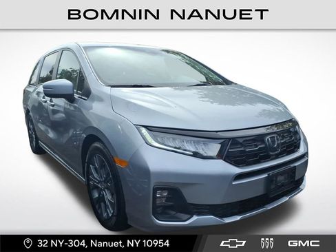 Used 2025 Honda Odyssey Touring image 1