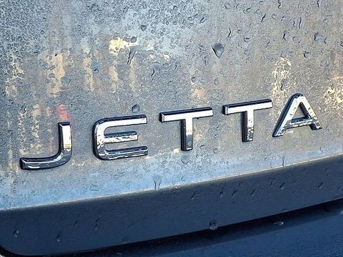 Certified 2023 Volkswagen Jetta Sport image 30