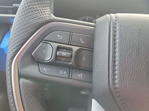 Used 2025 Toyota Tacoma TRD Off-Road w/ TRD Off Road Upgrade Package image 22