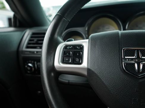 Used 2014 Dodge Challenger R/T RWD image 30