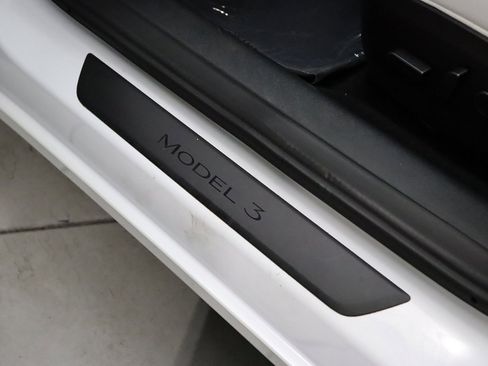 Used 2023 Tesla Model 3 Standard Range RWD image 34