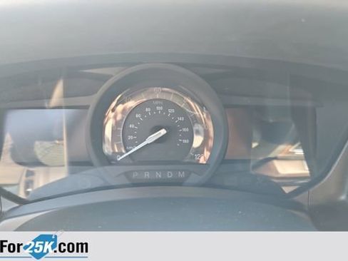 Used 2015 Ford Expedition Platinum AWD/4WD image 19