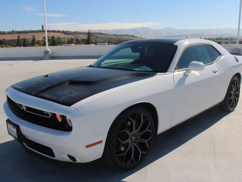 Used 2020 Dodge Challenger GT w/ Plus Package RWD image 6