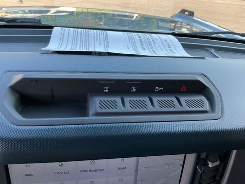 Used 2023 Ford Bronco Outer Banks AWD/4WD image 25