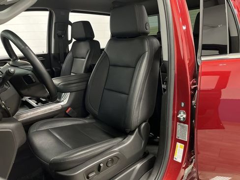 Used 2024 Chevrolet Silverado 3500 LTZ w/ LTZ Premium Package image 4