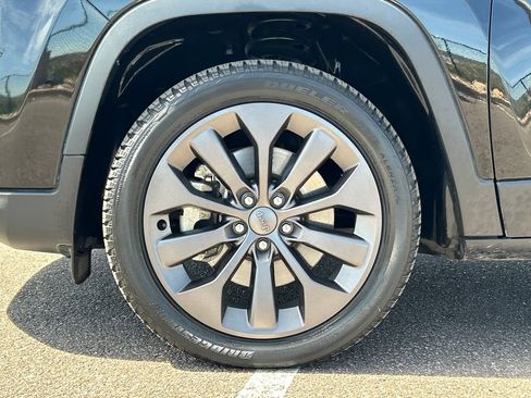 Used 2021 Jeep Cherokee Latitude Lux 80th Anniv w/ Quick Order Package 26U 80TH image 27