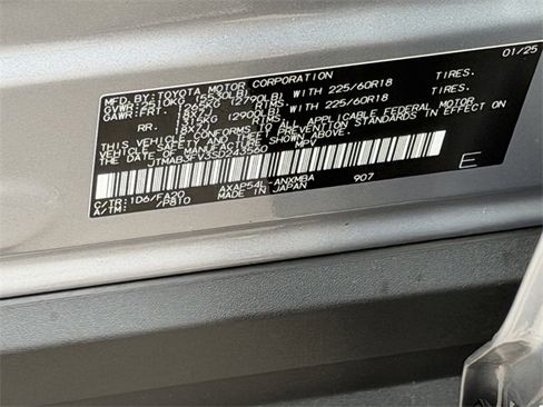 Used 2025 Toyota RAV4 SE image 28