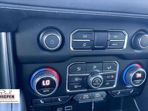 Used 2022 Chevrolet Tahoe LT w/ Luxury Package image 31