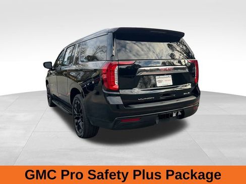 Used 2022 GMC Yukon XL SLE w/ Gmc Pro Safety Plus Package image 3