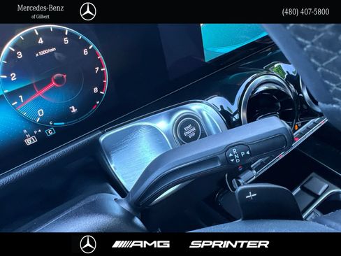 Certified 2022 Mercedes-Benz GLB 250 image 30
